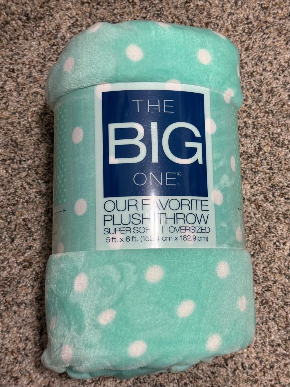 Kohl’s The Big One Mint Polka Dot Plush Throw Blanket